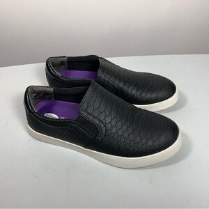 Black Slip-On Sneakers